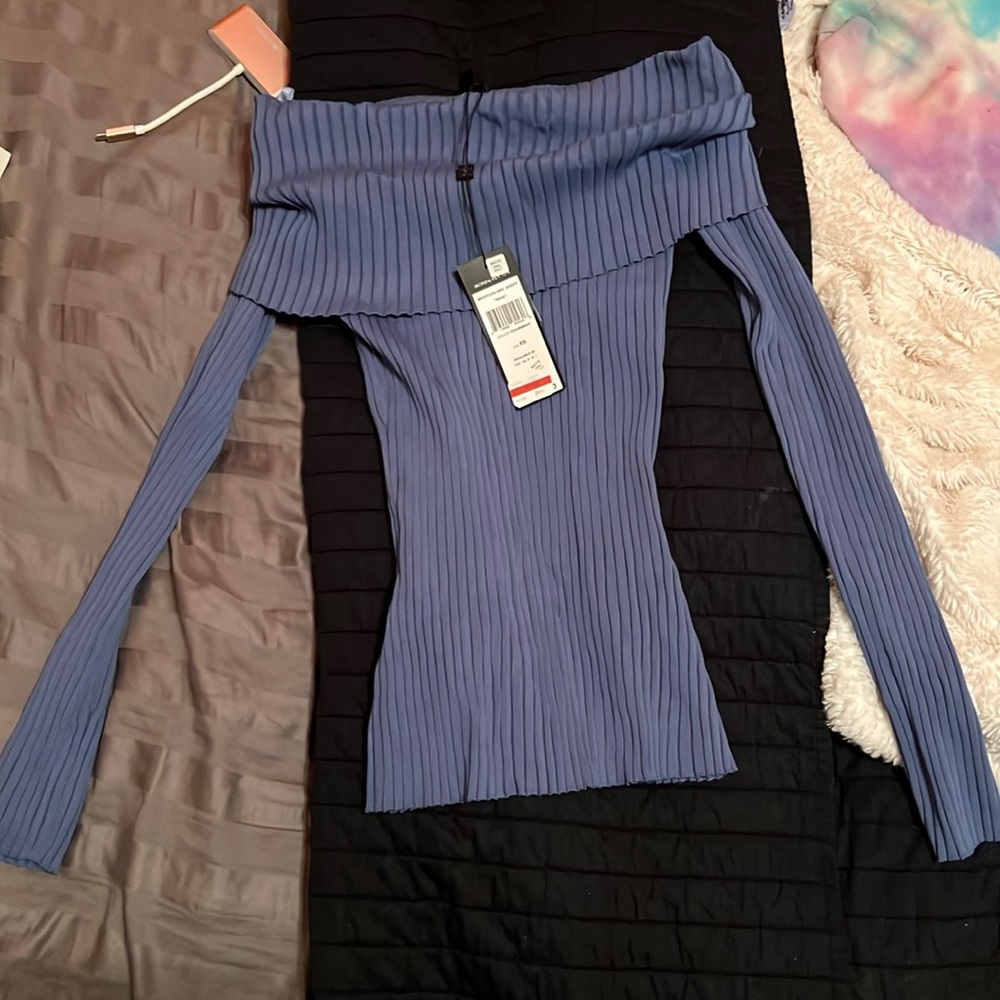 Nice blue top
